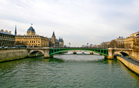 Ponte de Notre Dame across the River Seine in Paris