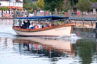 A very pretty Thames Boat